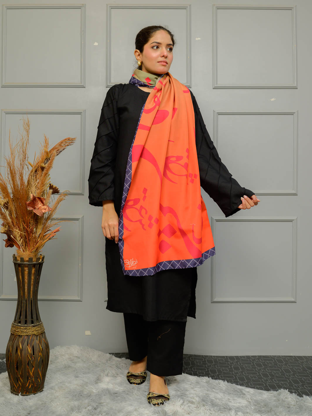 Ain Se Ishq (Pink) Stole